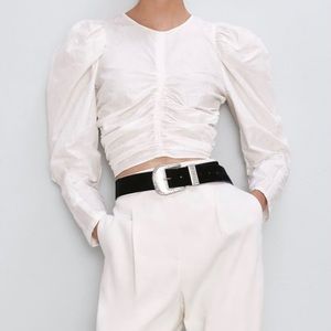 Zara gathered puff sleeve top. NWT.